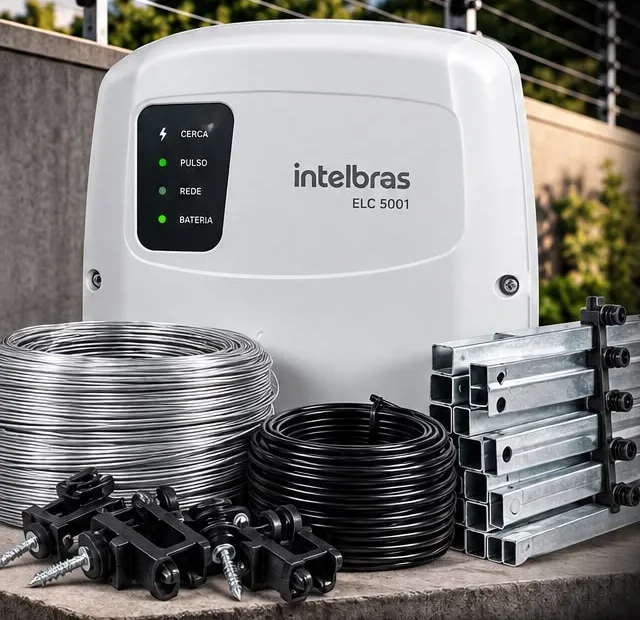 Central de choque Intelbras ELC 5001 com fio de aço, cabo, hastes e isoladores da cerca elétrica industrial